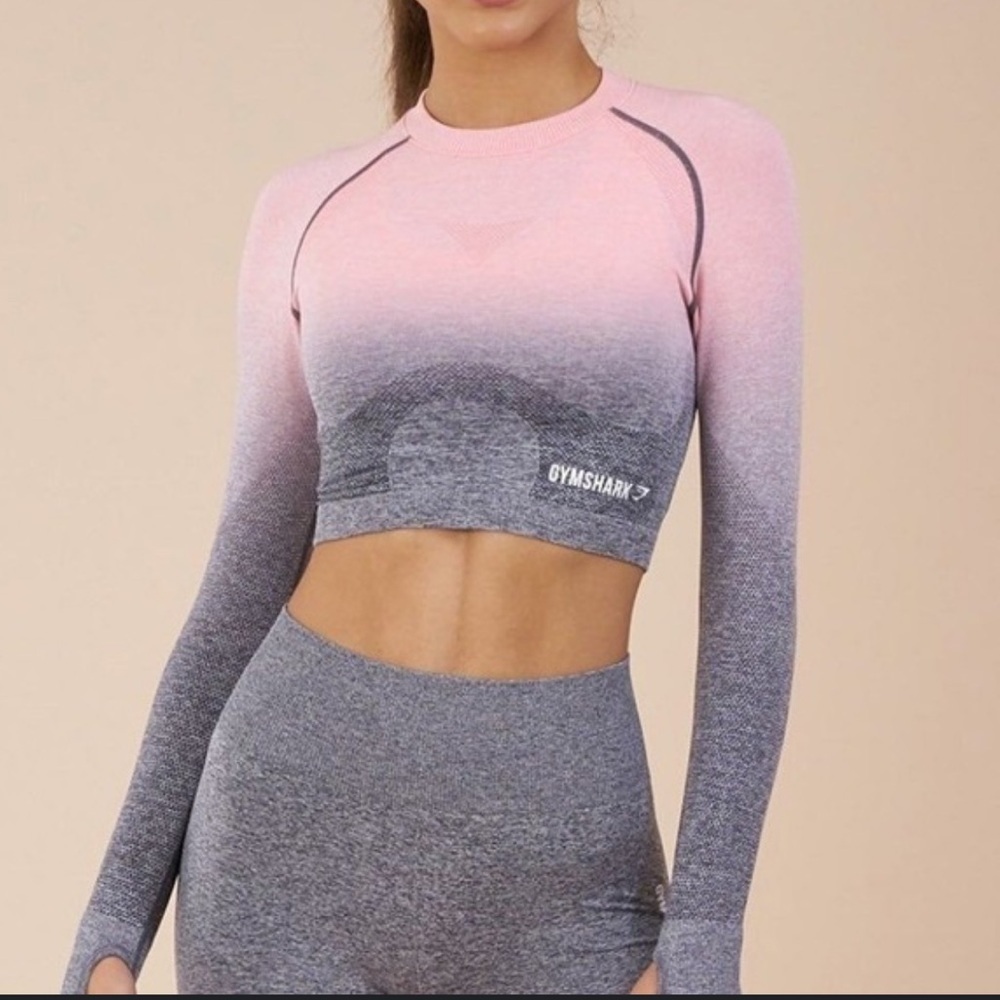 Gymshark Gradient in Gray and Pink Top with leggings set! 🤩
